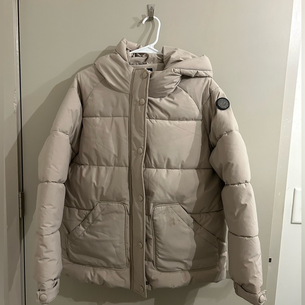 Noize coat size M
